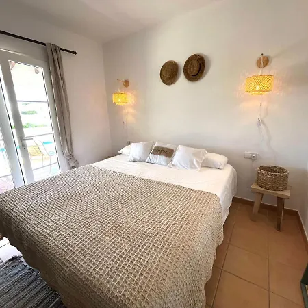 Dağ evi Fully Renovated Paput Menorca With Pool, Airco And Fabulous Seaview